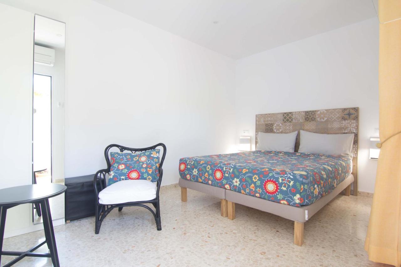 Casa Arco Iris Hostel Los Canos De Meca
